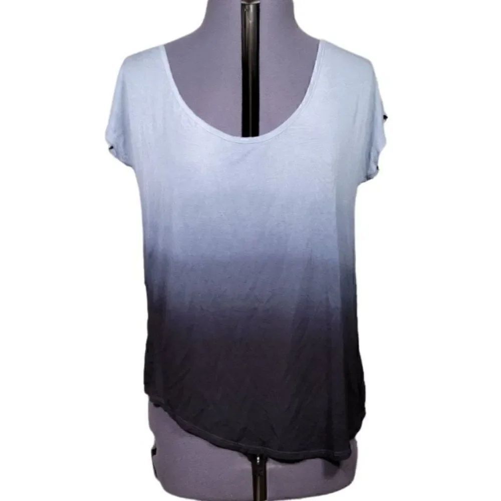 Sparkle & Fade Hi-Lo T-Shirt Sz M